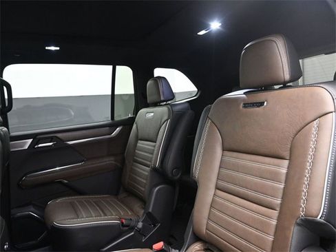 New 2026 GMC Acadia Denali Ultimate image 11