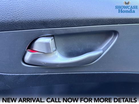 Used 2020 Kia Forte LXS FWD image 8
