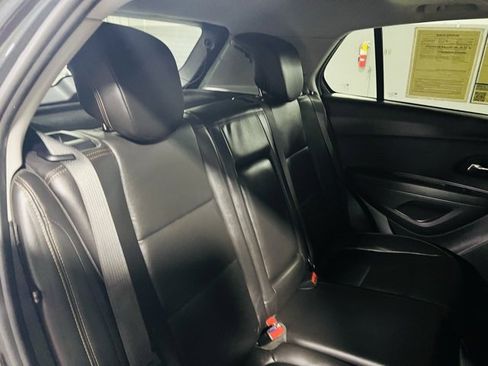 Used 2020 Chevrolet Trax Premier image 28