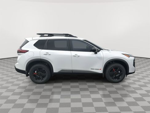 New 2026 Nissan Rogue SV AWD/4WD image 4