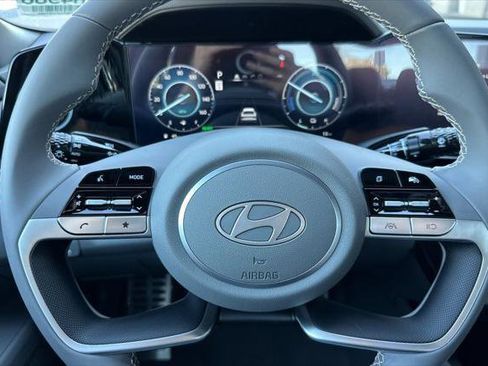 New 2025 Hyundai Elantra SEL image 20
