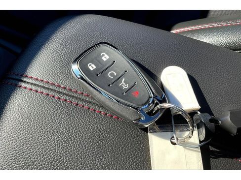 Used 2023 Chevrolet Equinox RS w/ RS Leather Package image 14