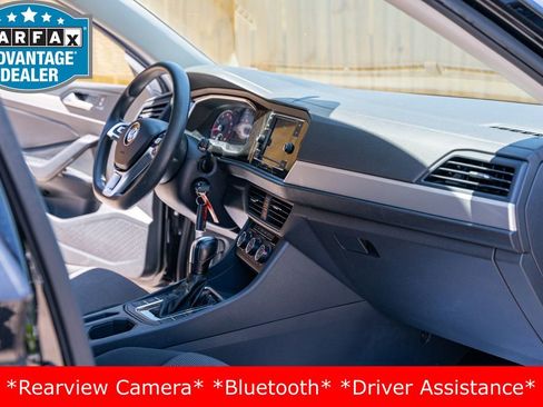 Used 2019 Volkswagen Jetta SE FWD image 17