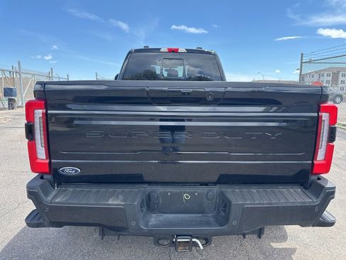 Used 2025 Ford F450 Platinum w/ FX4 Off-Road Package AWD/4WD image 5