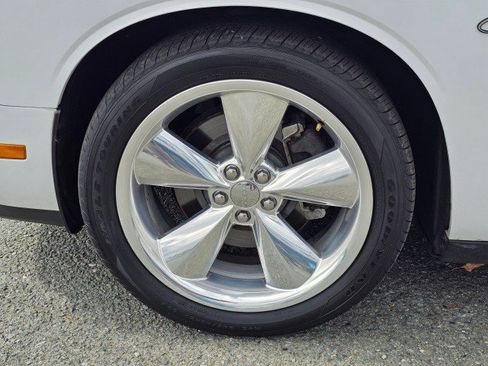 Used 2014 Dodge Challenger R/T image 24