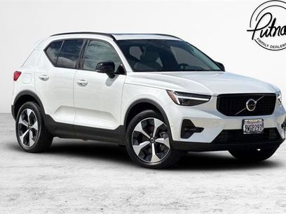 Used 2026 Volvo XC40 B5 Plus w/ Protection Package Premier