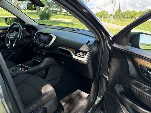 Used 2019 GMC Terrain SLE w/ Infotainment Package I AWD/4WD image 35