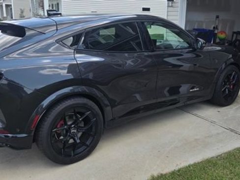 Used 2022 Ford Mustang Mach-E GT w/ GT Performance Edition AWD/4WD image 3