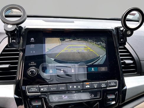 Used 2018 Honda Odyssey Touring image 27