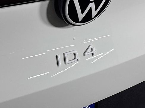 Certified 2024 Volkswagen ID.4 2WD image 25