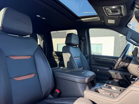 Used 2024 GMC Sierra 2500 AT4 w/ AT4 Premium Plus Package image 35