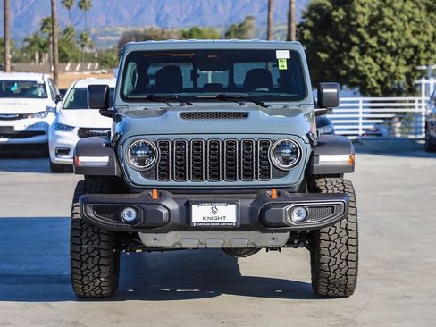 New 2026 Jeep Gladiator Mojave image 3