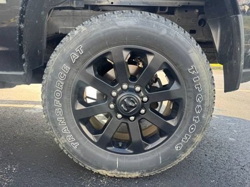 Used 2024 RAM 2500 Big Horn w/ Night Edition AWD/4WD image 11