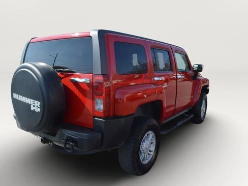 Used 2010 HUMMER H3 image 8