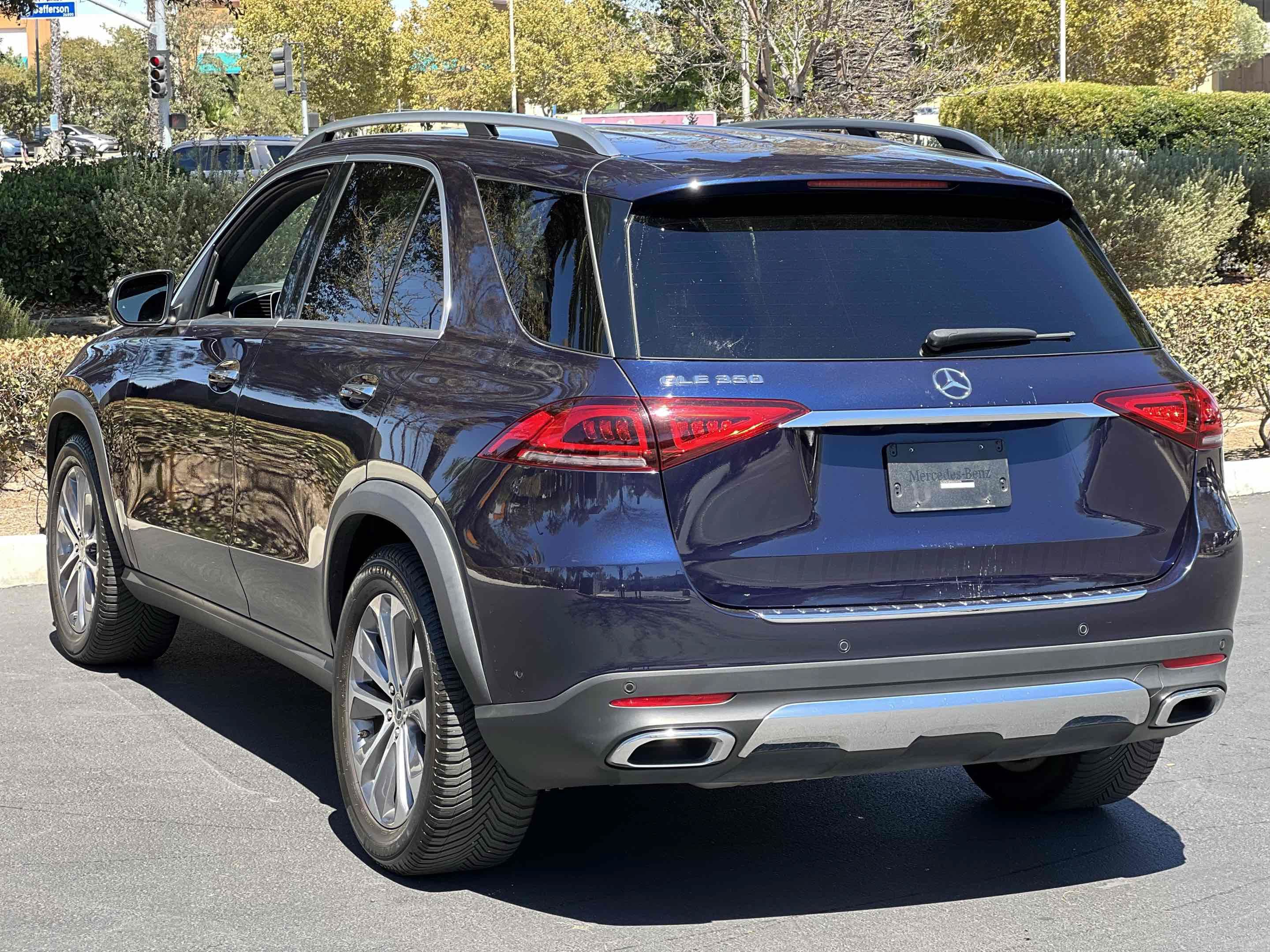 Used 2022 Mercedes-Benz GLE 350 image 2