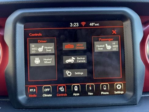 Used 2022 Jeep Wrangler Unlimited Rubicon w/ Xtreme Recon 35" Tire Package image 23