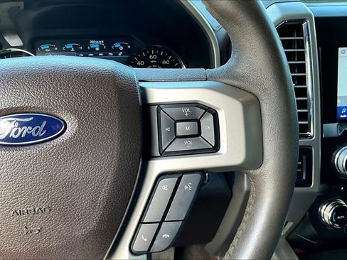 Used 2015 Ford F150 King Ranch w/ Equipment Group 601A Luxury AWD/4WD image 25