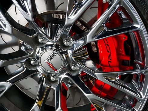 Used 2018 Chevrolet Corvette Z06 RWD image 68