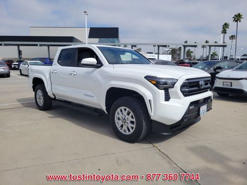 Certified 2024 Toyota Tacoma SR5 image 2