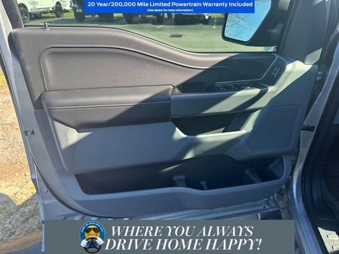 New 2025 Ford F150 XLT w/ Equipment Group 301A Standard image 10