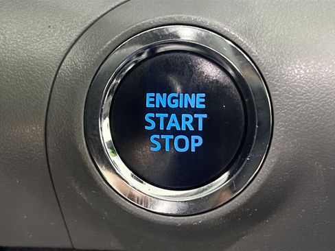 Used 2022 Toyota Avalon Limited w/ Advanced Safety Package FWD image 23