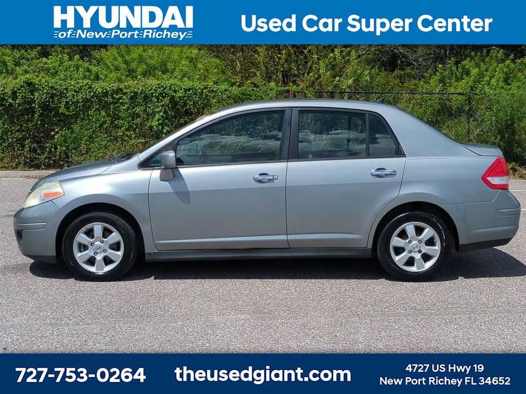Used 2011 Nissan Versa Sedan FWD image 2