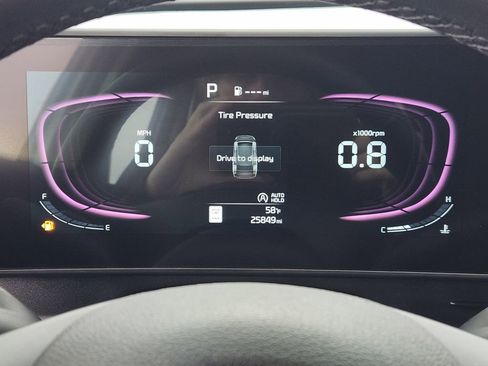 Used 2025 Kia Sportage EX FWD image 14
