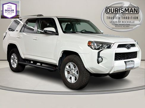 Used 2018 Toyota 4Runner SR5 image 1