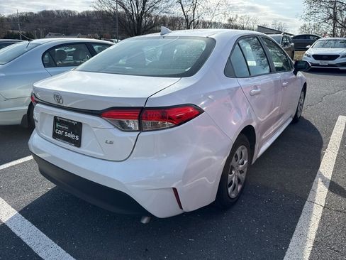 Used 2023 Toyota Corolla LE image 4