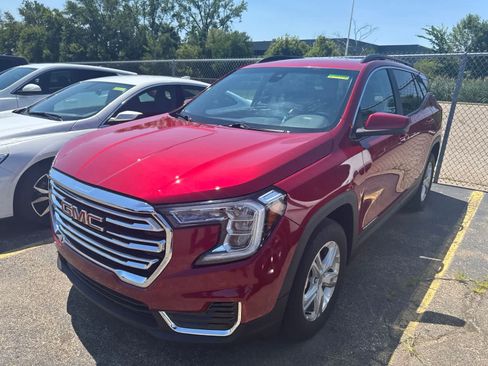 Used 2022 GMC Terrain SLE w/ Driver Convenience Package AWD/4WD image 15