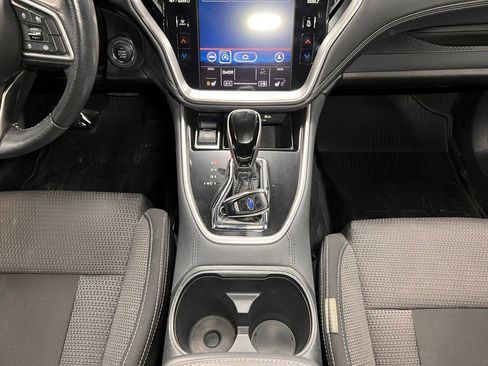 Used 2021 Subaru Outback Premium image 12