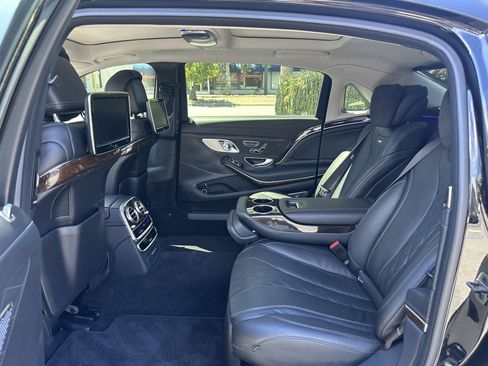 Used 2016 Mercedes-Benz Maybach S 600 image 23