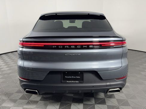 Used 2026 Porsche Cayenne E-Hybrid image 10