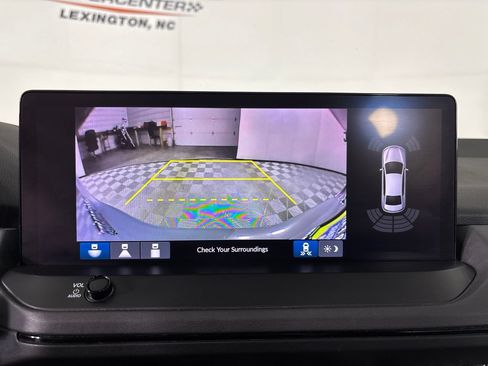 Used 2023 Honda Accord Touring image 16
