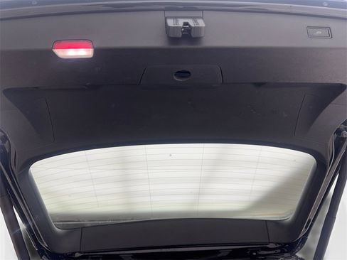 Used 2024 Volkswagen Tiguan SE R-Line w/ MDO Package, Three-Row image 86