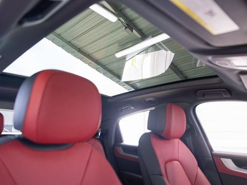 New 2024 Porsche Cayenne Coupe image 44