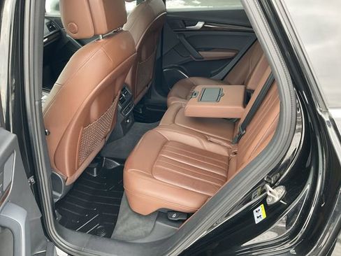 Used 2020 Audi Q5 2.0T Premium image 12