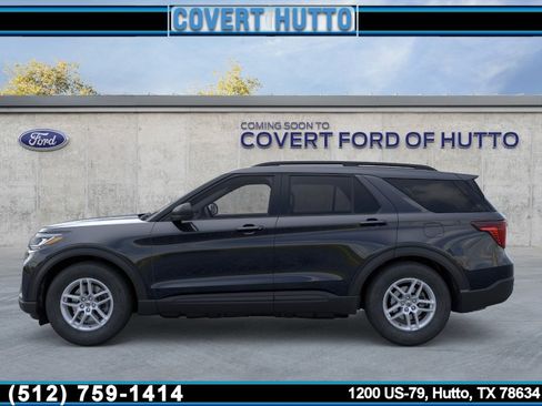 New 2026 Ford Explorer Active RWD image 3