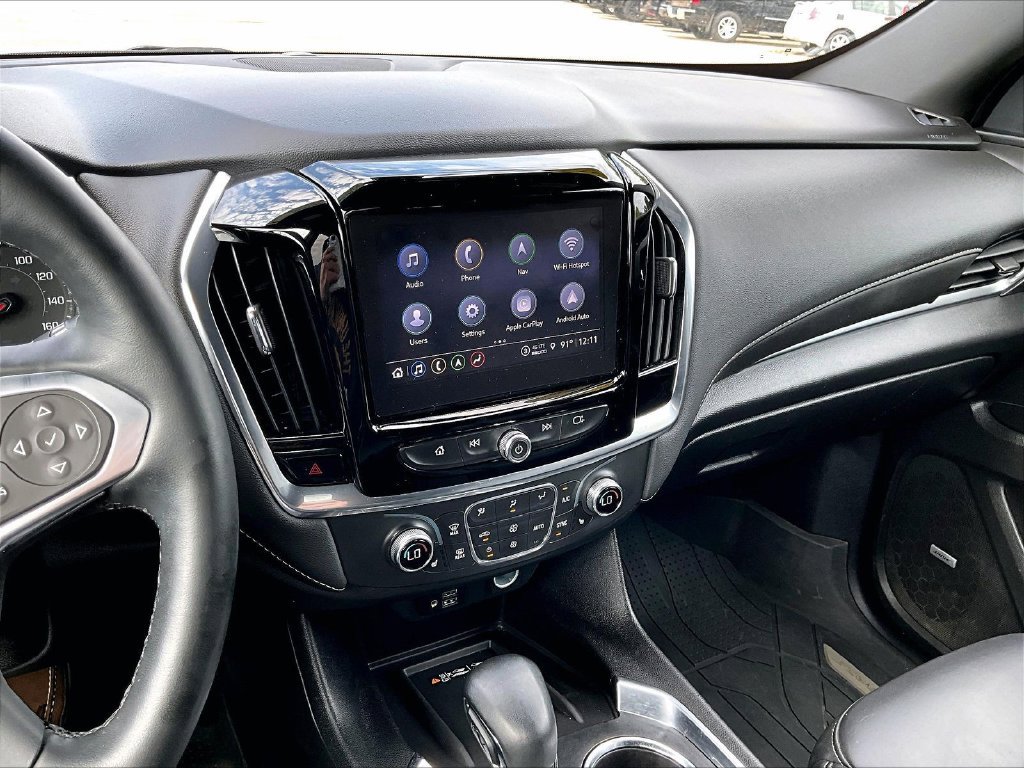 Used 2023 Chevrolet Traverse LT w/ LT Premium Package AWD/4WD image 19