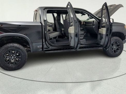 Used 2025 Chevrolet Silverado 1500 ZR2 w/ Technology Package AWD/4WD image 13