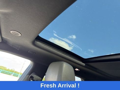 Used 2024 Land Rover Range Rover Evoque S image 10