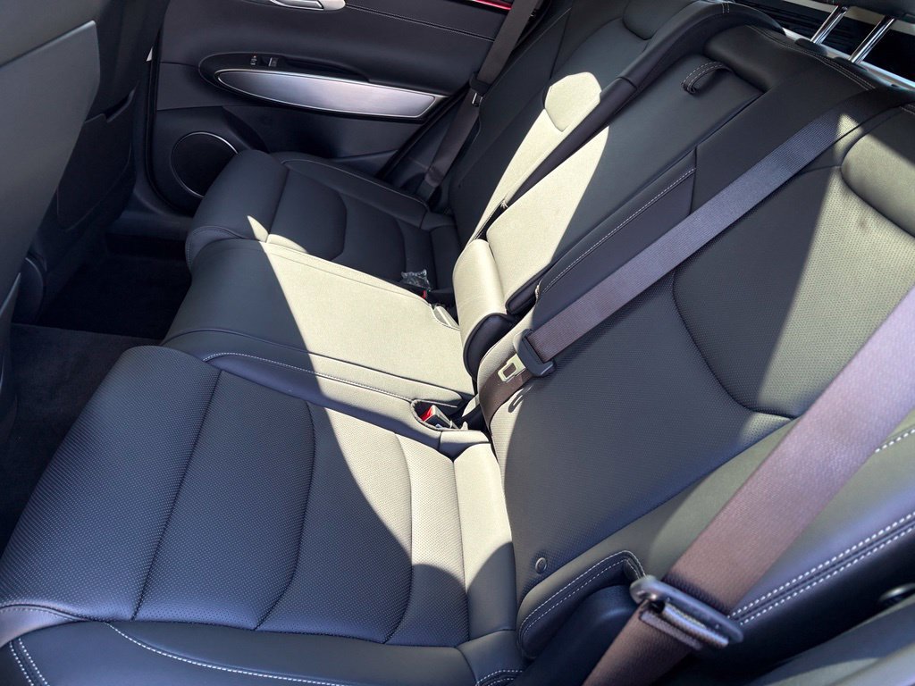 New 2027 Genesis GV70 2.5T Select AWD/4WD image 10