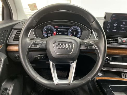 Used 2021 Audi Q5 Premium Plus image 19