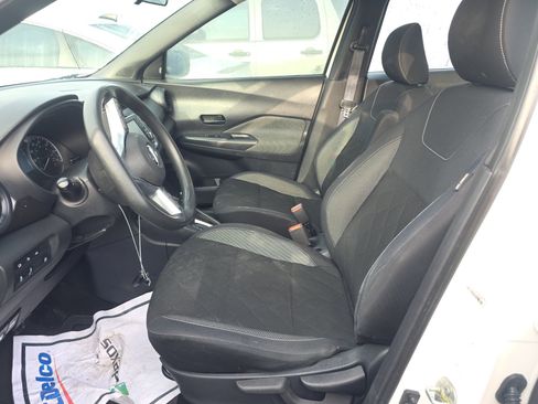 Used 2020 Nissan Kicks S FWD image 11