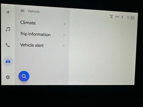 Used 2025 Toyota Sienna LE image 30