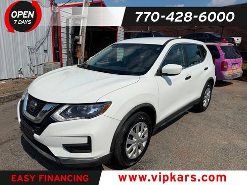 Used 2018 Nissan Rogue S FWD image 1