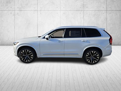New 2026 Volvo XC90 B6 Plus w/ Protection Package Premier image 4