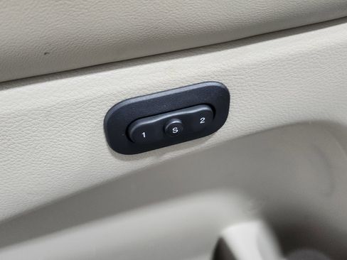 Used 2019 Jeep Grand Cherokee Limited w/ Luxury Group II image 29