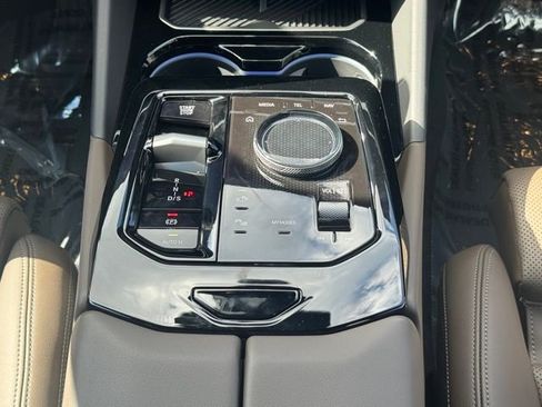 Certified 2025 BMW 540i xDrive w/ Premium Package image 23