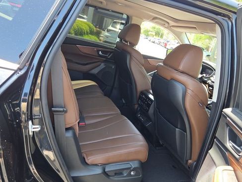 Certified 2024 Acura MDX SH-AWD w/ Technology Package image 14